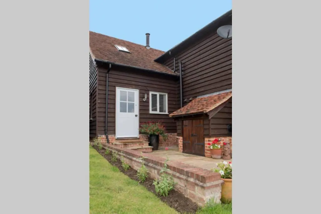 Immaculate Barn Annexe Close To Stansted Airport Great Dunmow Apartment